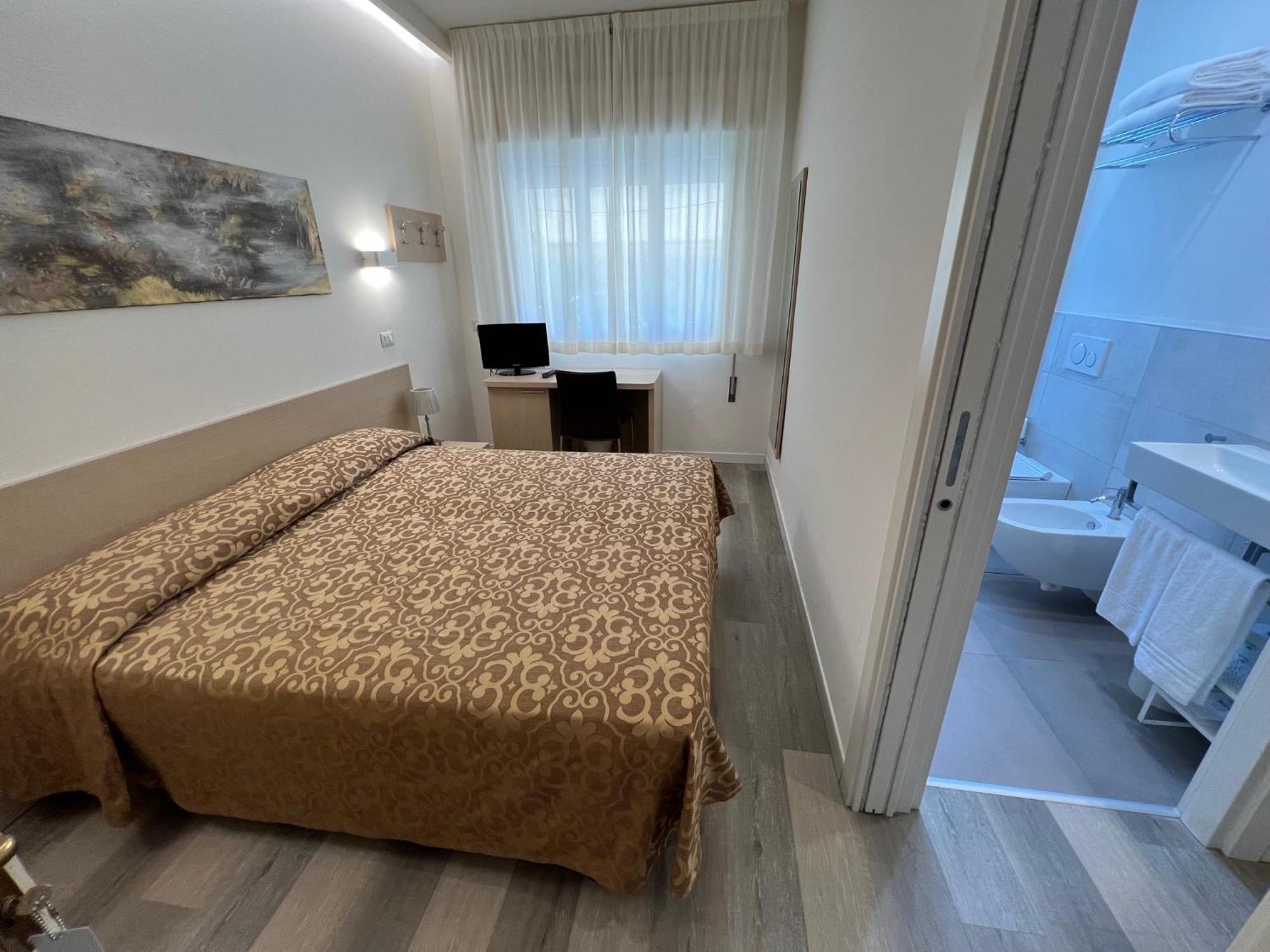 Hotel Castiglione リニャーノ・サッビアドーロ エクステリア 写真