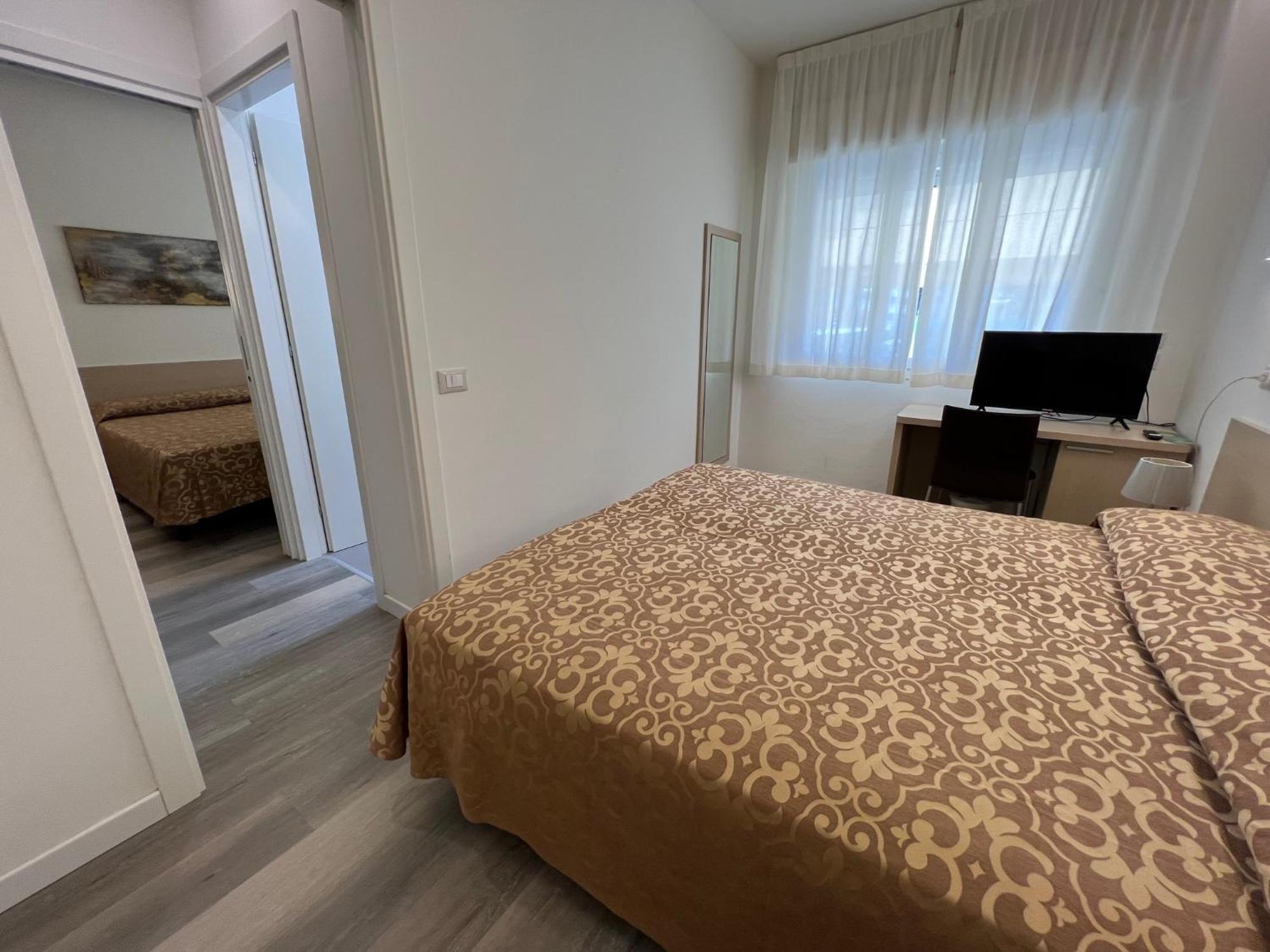 Hotel Castiglione リニャーノ・サッビアドーロ エクステリア 写真