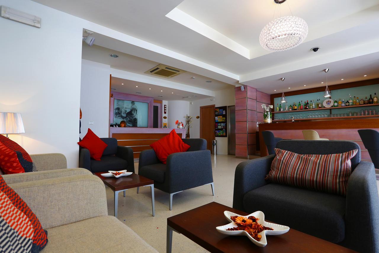 Hotel Castiglione リニャーノ・サッビアドーロ エクステリア 写真